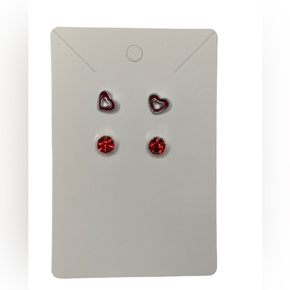 Red heart earring set - Picture 2 of 3